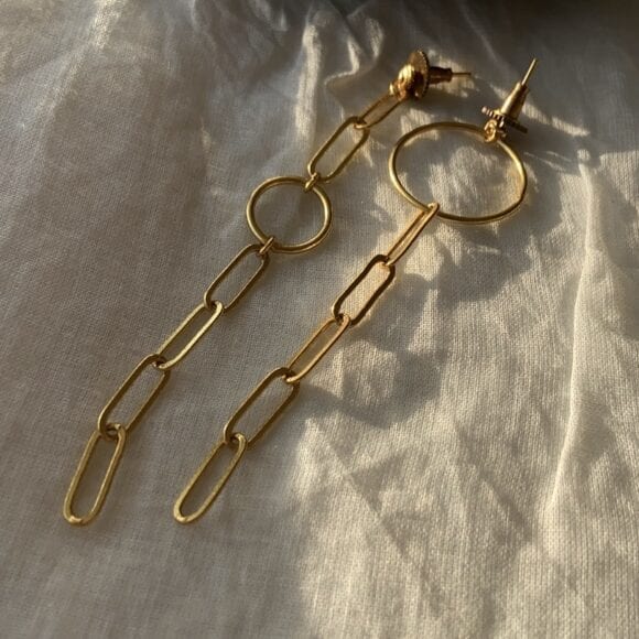 Mismatched link earrings